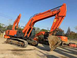Excavatrice sur chenilles d'occasion Hitachi ZX350H-5G, 35 tonnes, neuve 2022, avec climatisation de qualité supérieure et hydraulique haute performance, en promotion - Product Image 3