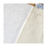 Tissu de Jupe Tout-Imprimé en Coton du Fabricant avec Broderie Florale Symétrique Rideaux de Maison Vêtements Motif Animal Vente en Gros