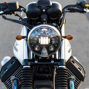 Phares de <span class=keywords><strong>moto</strong></span> Chiefdom HD 883 XL1200 5,75 pouces <span class=keywords><strong>LED</strong></span> dynamiques Softail 7 pouces, clignotants 12V, clignotants, 30W de puissance - Product Image 5