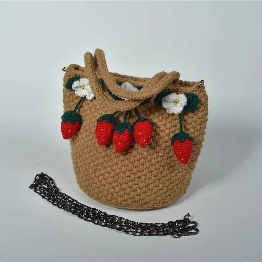 2022 Hot Sale Messenger Lady'S Crochet Strawberry Shoulder Bag