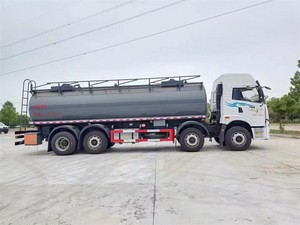 Camion-citerne FAW 8*4 à prix avantageux, 25 tonnes, 12 roues, camion-citerne à huile à vendre - Product Image 4