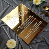Acrílico de espejo dorado de 3mm Simple personalizado con detalles de plato de lámina blanca para Barra de boda, menú de barra de boda, bebidas de firma