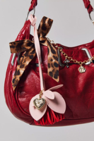 Breloque de sac personnalisée en cuir avec fleur et pompon, porte-clés fait main, accessoire pour sacs à main