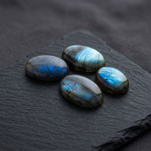 MAHNAJ GEMS Cabochons de labradorite bleue naturelle, pierres précieuses irisées polies, labradorite de haute qualité pour la fabrication de bijoux. - Product Image 3