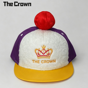 Casquette à visière plate 5 panneaux avec logo personnalisé, broderie chenille, blocs de couleur, pompon en sherpa, vente en gros - Product Image 3