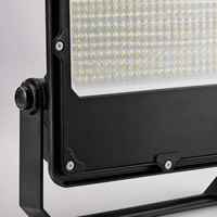 Projecteur LED d'extérieur avec support réglable et lentille en verre trempé pour terrains de sport et projets de stades