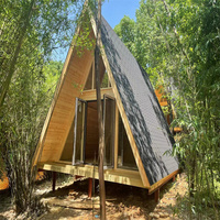 Maison préfabriquée en bois russe