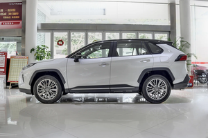 Voiture d'occasion Toyota Veranda 2WD 2.0L Leading Edition Essence SUV compact dubai voiture d'occasion véhicule à moteur d'occasion - Product Image 6