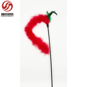 Juguete Retráctil Colorido y Divertido para Mascotas, Varita de Madera con Pluma de Gallina para Gatos, Juguete Interactivo para Jugar en Interiores - Product Image 5