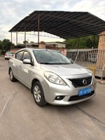 Nissan Sunny Berline d'occasion abordable 1.5L Essence Manuelle Conduite à Gauche Entrée sans Clé Toit Ouvrant Électrique Véhicule d'occasion fiable à vendre
