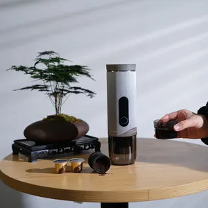 Hersteller kundenspezifische elektrische SUS304-Kaffeemaschine automatische K-Cup-Autokoffeemaschine einfache tragbare tragbare Mini-Kaffeemaschine