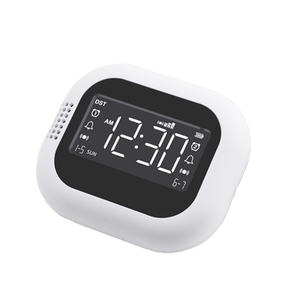 Reloj Despertador Digital Bluetooth Recargable y Portátil con Vibración, Pantalla de Semana, Ideal para Viajes, Reloj de Mesa Inteligente para Personas con Sueño Pesado - Product Image 1