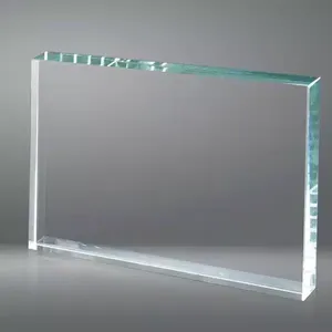 Trofeo Deportivo Rectangular de Cristal de Alta Calidad con Grabado en Láser - Product Image 1