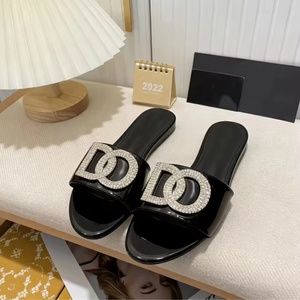 Pantuflas de Diseño de Lujo, de Cuero Premium, Cómodas, para el Hogar, Pantuflas de Interior de Alta Gama - Product Image 4