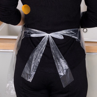 Bavoirs jetables en plastique légers et imperméables pour la peinture, les fêtes et les pique-niques. Utilisation facile, nettoyage rapide