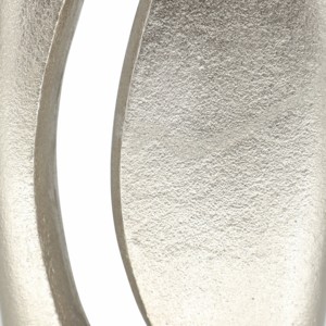 Vaso in metallo con dettagli a intaglio, moderno vaso decorativo per fiori, da esporre sul tavolo del soggiorno - Product Image 6
