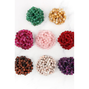 Collier long noué à la main en pierre naturelle - Product Image 1