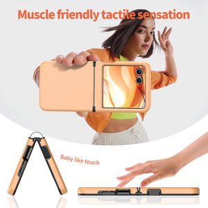 Para <span class=keywords><strong>MOTOROLA</strong></span> <span class=keywords><strong>Razr</strong></span> Ultra 2025 <span class=keywords><strong>Razr</strong></span> + Case Premium Luxury Full Back Cover Funda de teléfono plegable Oil Spray Skin con película protectora - Product Image 3