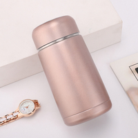 2025 nouveau personnalisé 350ml en acier inoxydable 304 Double paroi isolé vide Thermo flacon infuseur bouteille d'eau enfants Mini Thermos