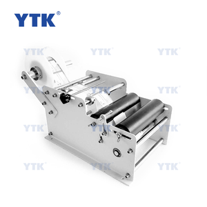 YTK-L100 Low Price Hand Hald Type Desktop Vials Manual Paste Red Wine Glue Adhesive Sticker Labeling Machine For Round Bottle
