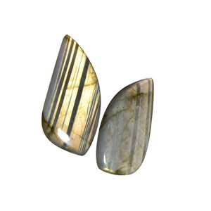 Par de gemas de labradorita natural de 33+ quilates en forma de gota pulida para la fabricación de joyas - Product Image 1