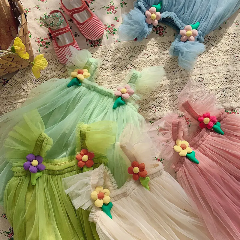 幼児の女の子のためのフローラルレイヤードチュールチュチュドレスベビーフラワーガールドレスプリンセススカートフライスリーブサマーヴィンテージドレス