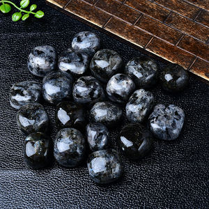 بيع بالجملة لكميات كبيرة من منتجات روحانية عالية الجودة مقاس 20-30 مم - خرز كريستال التورمالين الأسود الطبيعي للبيع - Product Image 3