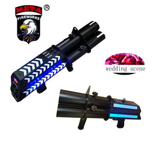 Gran oferta <span class=keywords><strong>de</strong></span> alta calidad Senapan kertas berkepala Jet Machine Night Club bar Fuente <span class=keywords><strong>Petardos</strong></span> LED Pistola <span class=keywords><strong>de</strong></span> confeti <span class=keywords><strong>de</strong></span> tres cabezas - Product Image 1