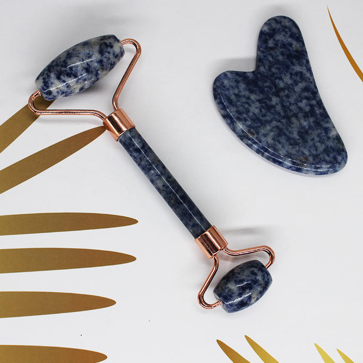 Giada blu punto bianco