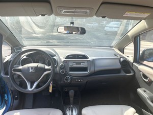 <span class=keywords><strong>Honda</strong></span> Fit 1.3 Comfort Auto 2008 Usata, Hatchback Giapponese, Guida a Sinistra, Colore Scuro, Cerchi R15, Ottima Economia di Carburante, Affidabile, Perfetta Auto Urbana - Product Image 5