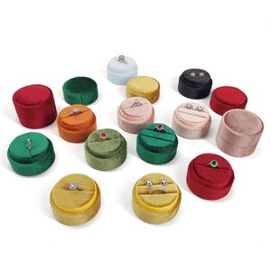 Bespoke Design Ring Packaging Luxury Premium Velvet Round Jewelry Box Velvet luxury wedding ring necklace box