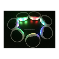 Bracelets lumineux LED multicolores personnalisables pour la décoration de scène de fête, bracelet LED pour concert, bracelet lumineux pour fête
