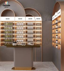 Présentoir de Luxe pour Parfums |   Mobilier de magasin personnalisé avec éclairage LED et design de vitrine pour parfums - Product Image 4