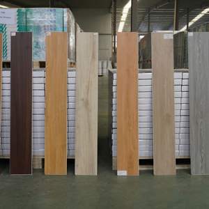 Wasserdichter SPC-Dielenboden, 8 mm Vinyl-SPC-Boden, langlebiger 3,5 mm 4 mm 5 mm Kunststoffboden für den Großhandel - Product Image 1