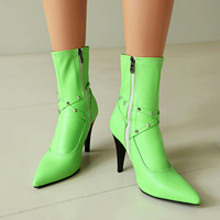 Bottes mi-mollet extensibles vert néon à bout pointu, style punk chic pour le printemps et l'été, idéales pour les loisirs et les voyages.