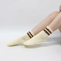 Chaussettes de yoga personnalisées avec logo, antidérapantes, en coton respirant, pour femmes, chaussettes de Pilates pour la vente en gros