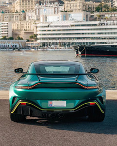 Kit de Carrocería para Aston Martin Vantage, Nuevo, de Fibra de Carbono, Estilo V12 F1, Parachoques Delantero y Trasero, Alerón - Product Image 4