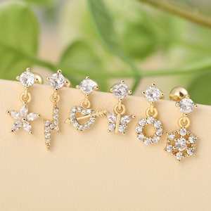 ZUOLA Nouveaux designs personnalisés Boucles d'oreilles clous en titane pour cartilage, motif cœur, plaqué or 18 carats, zircon, bijoux hélix, piercing d'<span class=keywords><strong>oreille</strong></span>, vente en gros - Product Image 4
