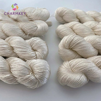 Fil de soie naturel non teint 100% soie de mûrier, texture brillante douce pour la peau, facile à utiliser, 4.25NM/2, blanc brut, pour le crochet