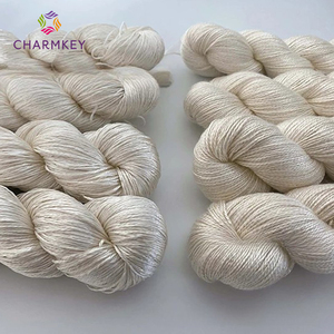 <span class=keywords><strong>Hilo</strong></span> <span class=keywords><strong>de</strong></span> <span class=keywords><strong>Seda</strong></span> Natural Puro Sin Teñir, Textura Brillante y Suave al Tacto, Fácil <span class=keywords><strong>de</strong></span> Usar, 4.25NM/2, Color Blanco Crudo, 100% <span class=keywords><strong>Seda</strong></span> <span class=keywords><strong>de</strong></span> Morera para Crochet - Product Image 3