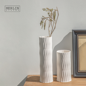 Jarrón de cerámica con estampado 3D de <span class=keywords><strong>Merlin</strong></span> Living en forma de jarrón de decoración del hogar de bambú, fabricación de fábrica de cerámica Chaozhou - Product Image 3