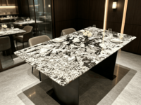 Table à manger rectangulaire moderne en quartzite bleu montagne naturel de luxe, table à manger en marbre de luxe pour villa, maison, hôtel
