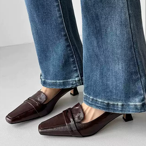 Scarpa Singola da Donna Minimalista in Morbida Pelle di Pecora Elastica con Punta Quadrata e <span class=keywords><strong>Tacco</strong></span> Basso in Stile Retrò - Product Image 4
