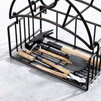 Support mural robuste noir à double niveau pour tuyau d'arrosage avec panier de rangement pour outils, idéal pour l'organisation de jardin et de garage