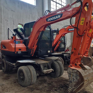 Mini-excavatrice sur chenilles hydraulique Doosan DH60 d'occasion, 6 tonnes, d'origine coréenne, 2020, faible nombre d'heures, à vendre - Product Image 5
