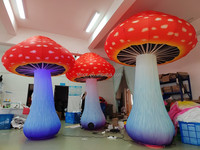 Modèle de champignon gonflable rougeoyant bon marché allumant la sculpture gonflable d'Alice pour la décoration de festival de musique