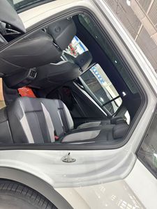 VW <span class=keywords><strong>ID4</strong></span> X 2026, Casi Nuevo, Crossover Eléctrico, Volante con Calefacción, Asistente de Mantenimiento de Carril, <span class=keywords><strong>Precio</strong></span> Competitivo - Product Image 4