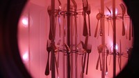 Machine de revêtement PVD multi-arc en Chine avec la meilleure qualité, équipement de revêtement sous vide pour pièces en acier inoxydable et bassin