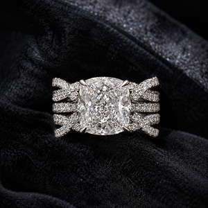 Set di Anelli con Zirconi Taglio Cuscino a Quattro Punte in Due Pezzi per Donne, Gioielli Scintillanti per Proposta e Fidanzamento - Product Image 1