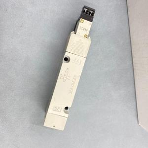 โซลินอยด์วาล์ว CKD รุ่น 4GE310 E2C 0.2 0.7Mpa ผลิตในประเทศจีน - Product Image 2